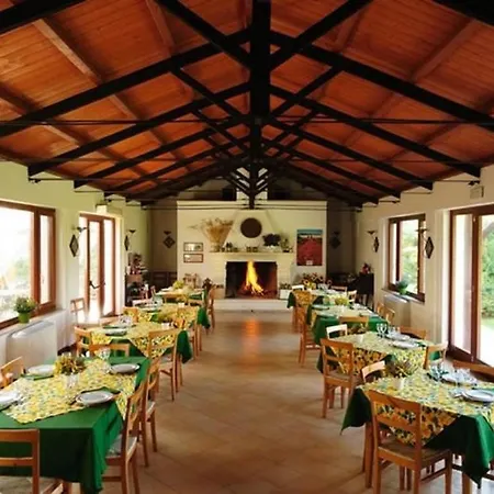 Sleeps 2 Pool Wifi T780857 *