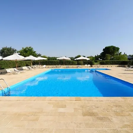 Sleeps 2 Pool Wifi T780857 Lejlighed *
